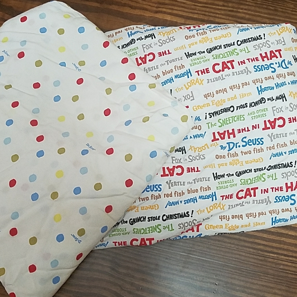 2 Dr Seuss crib sheets